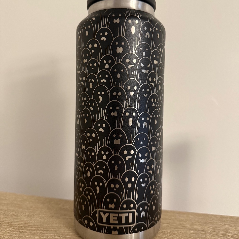 Yeti Black and Silver Ghost Pattern Tumbler